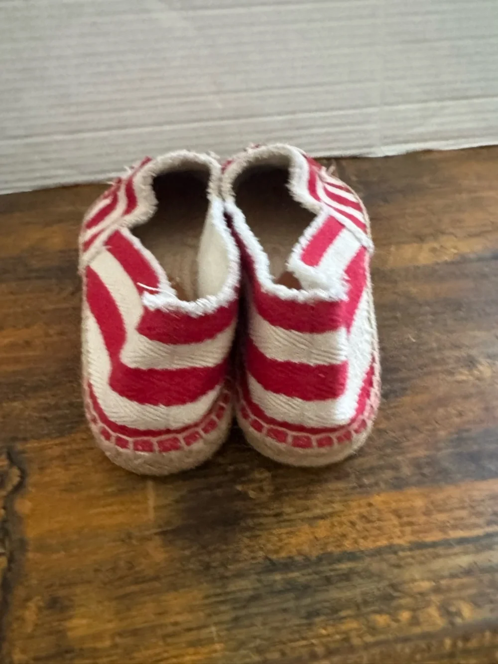 Tory Burch Fray Stripe Espadrille Flats Red White Canvas Logo Slip On Shoes 8.5
